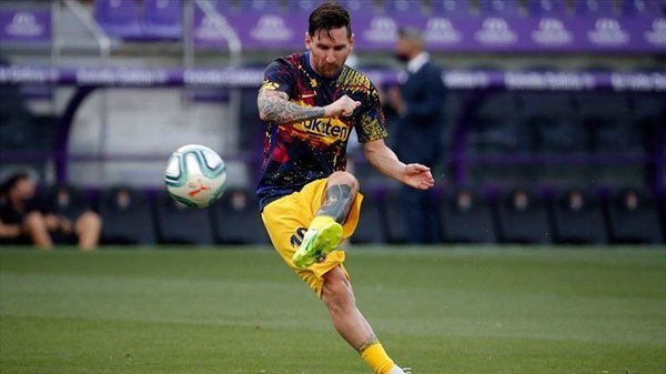 Messi, 1 Milyar Dolar Kazanan İkinci Futbolcu Olmaya Hazırlanıyor