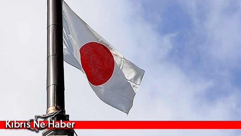 Japonya'da kabine üyesine ustura ile mesaj
