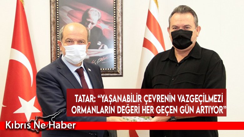 Fırat, Başbakan Tatar’a yeni çıkan kitabını takdim etti