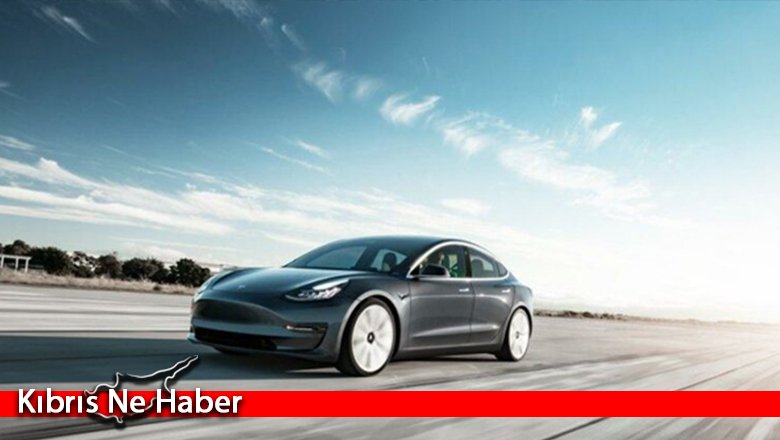 Tesla 158 bin aracını geri çağıracak mı?