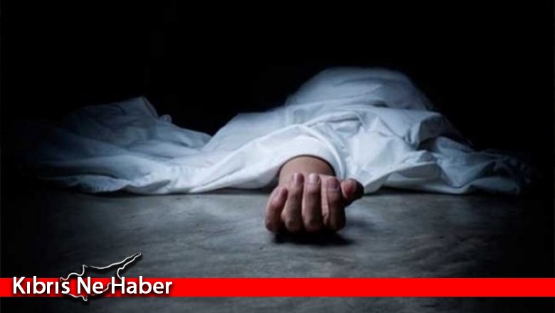 Annesinin Cesedini 30 Yıl Sakladı