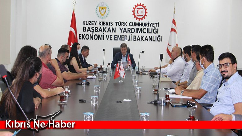 Arıklı, "Solar Enerji Üreticileriyle" Bir Araya Geldi