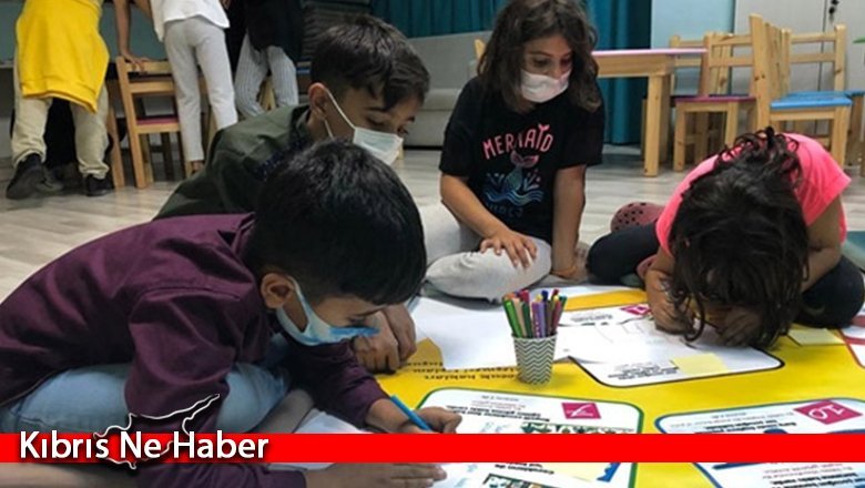 Çocuklar, haklarını oyun eşliğinde öğreniyor