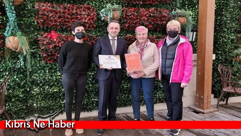 İngiliz gönüllüden kanser hastalarına 22 bin TL bağış