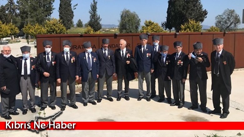 Kıbrıs Gazileri Şehitlikleri Ziyaret Etti