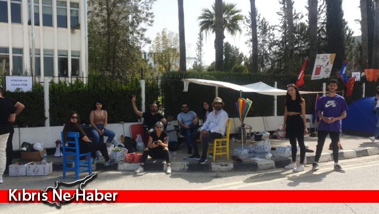 TDP ve TKP Gençlik Örgütü 25 saattir Başbakanlık önünde