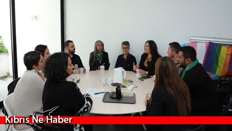 Sıla Usar İncirli, Mülteci Hakları Derneği ve Kuir Kıbrıs Derneği ile protokol imzaladı