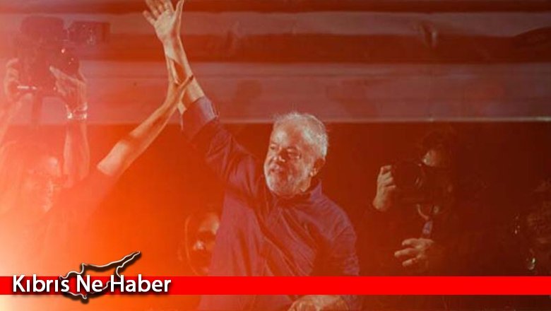 Dünya onun seçim zaferini konuşuyor! Kesik serçe parmağın trajik hikayesi...