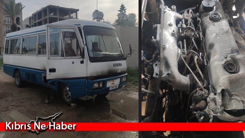 Lefkoşa’da park halinde bulunan minibüs alev aldı