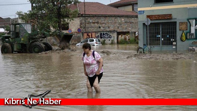 Yunanistan'daki selde hayatını kaybedenlerin sayısı 4'e çıktı