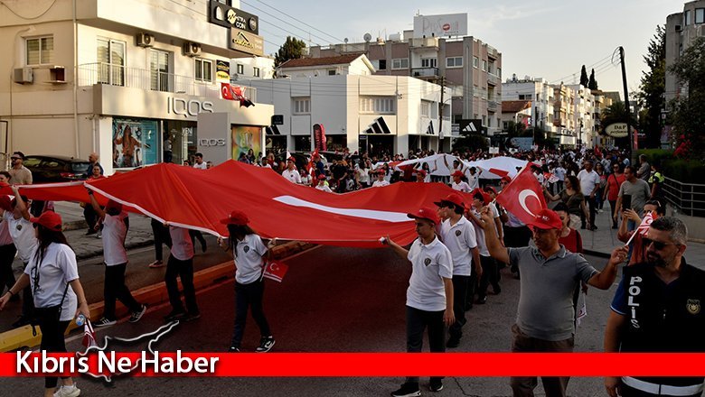 Türkiye Cumhuriyeti’nin 100. kuruluş yıl dönümü Lefkoşa’da coşkulu kutlandı