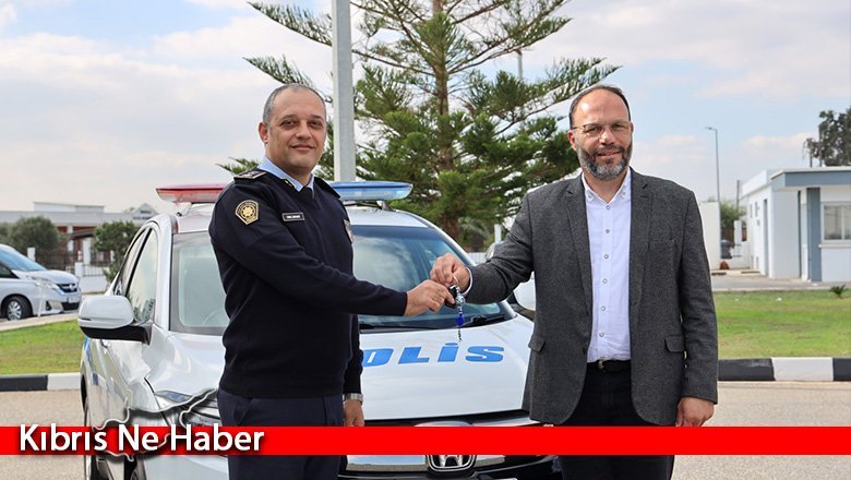 İskele Belediyesi, İskele Polis Müdürlüğü’ne bir araç hibe etti