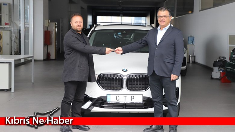 BMW’i kazanan talihli aracını teslim aldı