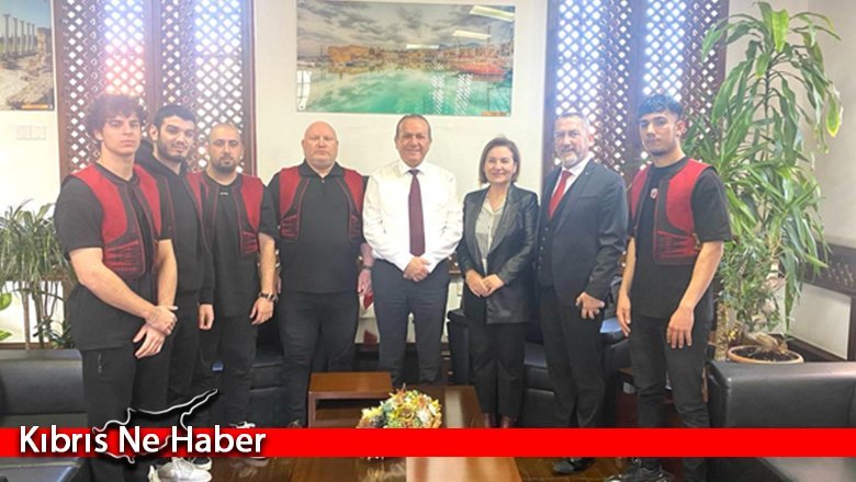 KKTC’yi Kosova’da temsil edecek müzik grubundan Ataoğlu’na ziyaret