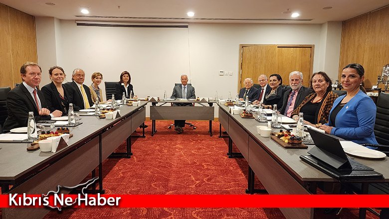 Beşparmak Düşünce Grubu, Holguin ile görüştü