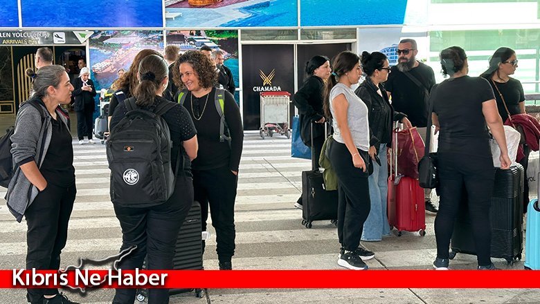 Şampiyon Meleklerin aileleri yurda döndü