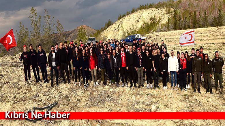 Gençlik Dairesi organizasyonunda 550 fidan ekildi