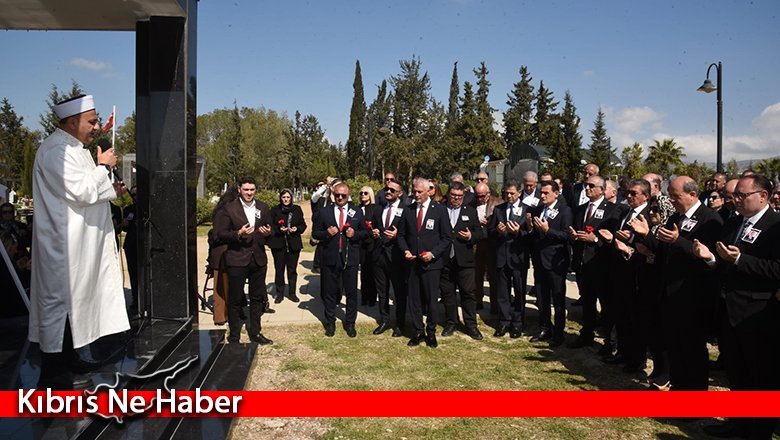 Eski başbakanlardan İrsen Küçük 6. ölüm yıl dönümünde kabri başında anıldı