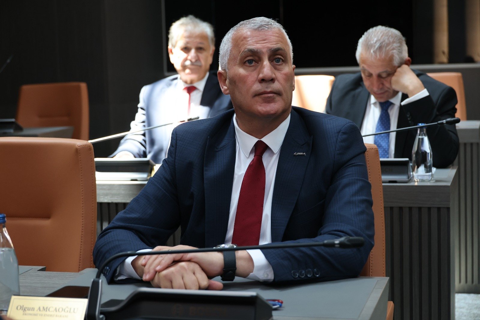 Amcaoğlu Meclis'te vurguladı: “Büyük ekonomik felaketlerle karşı karşıyayız”