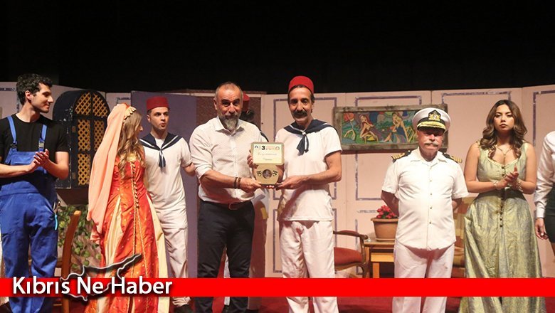 3. Tiyatro günleri sona erdi