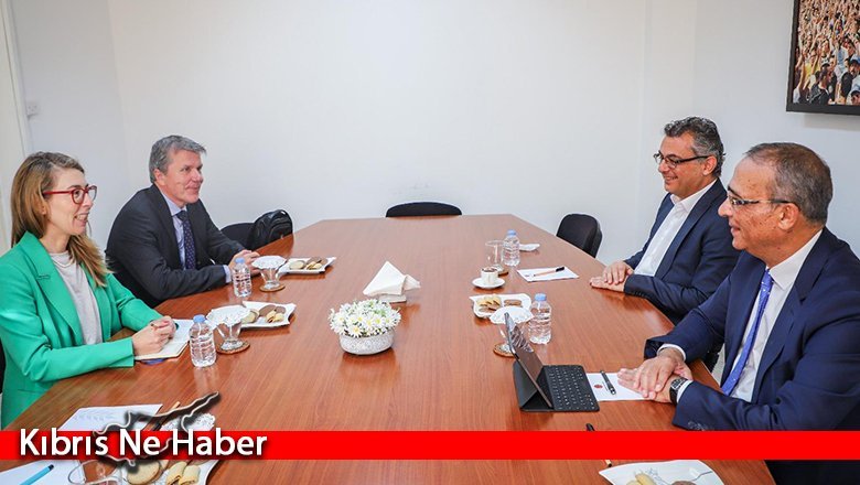CTP Genel Başkanı Erhürman Avrupa Komisyonu yetkilisi Bertezzolo ile görüştü