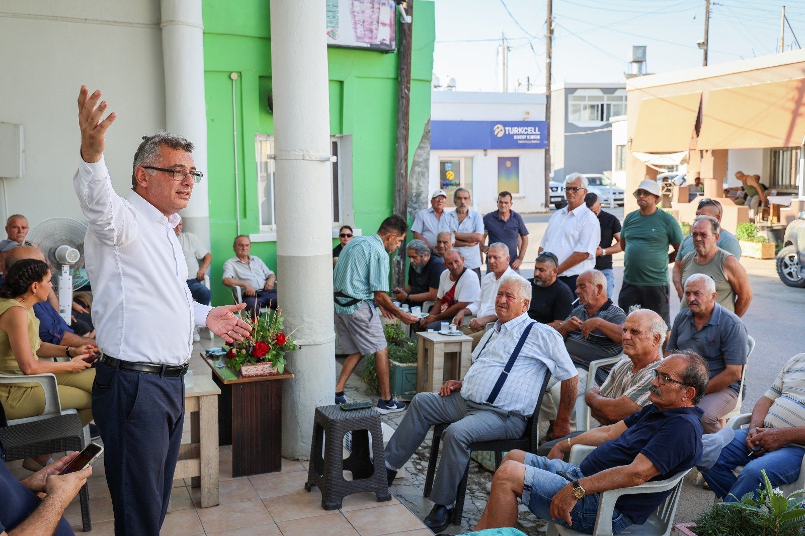 “Ekim’de çocuklarımıza, torunlarımıza oy vereceğiz”