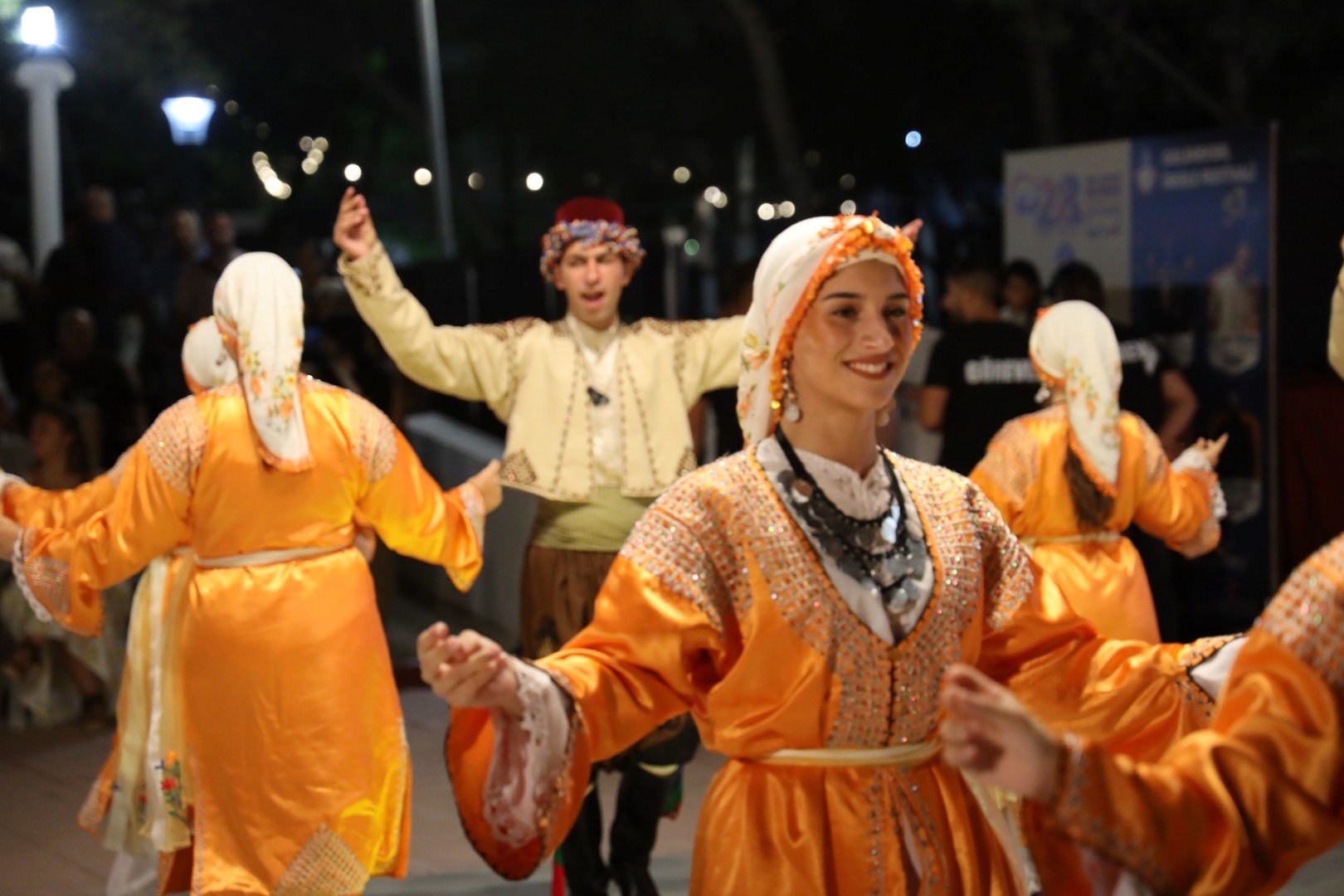 Ada genelindeki Larnakalılar, İskele’de, Larnakalılar Gecesi’nde buluştu