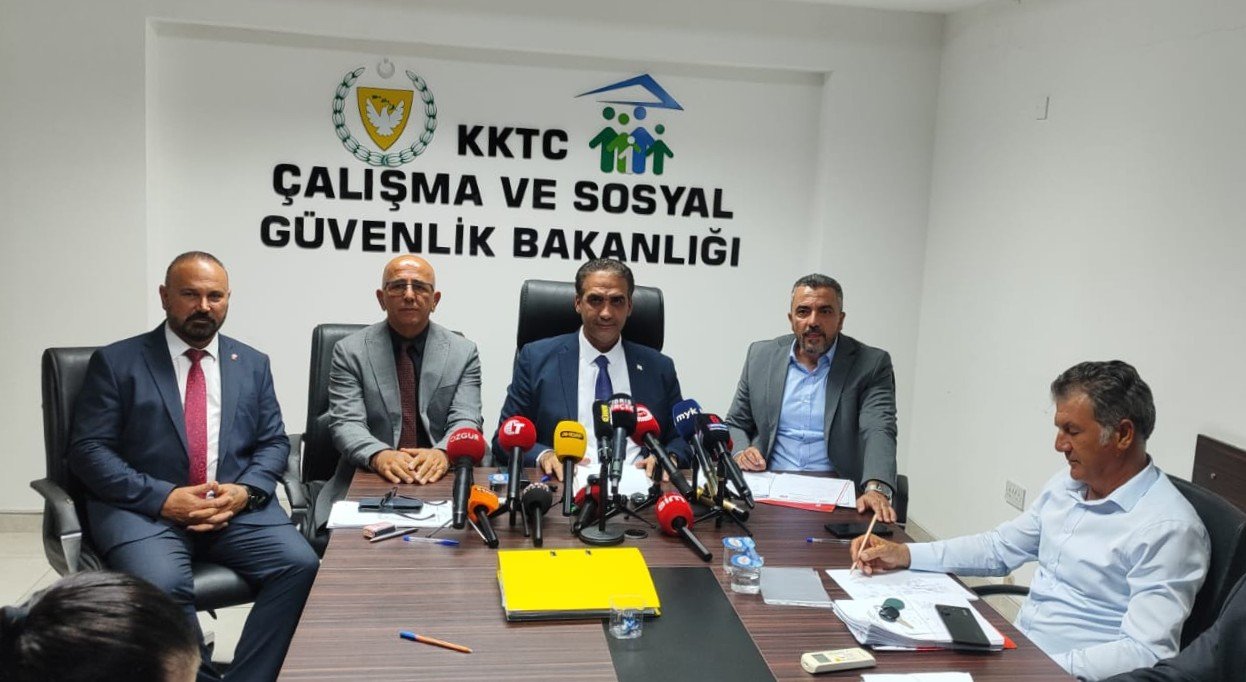 2025 yılının ikinci asgari ücreti net 44 bin 546 olarak belirlendi