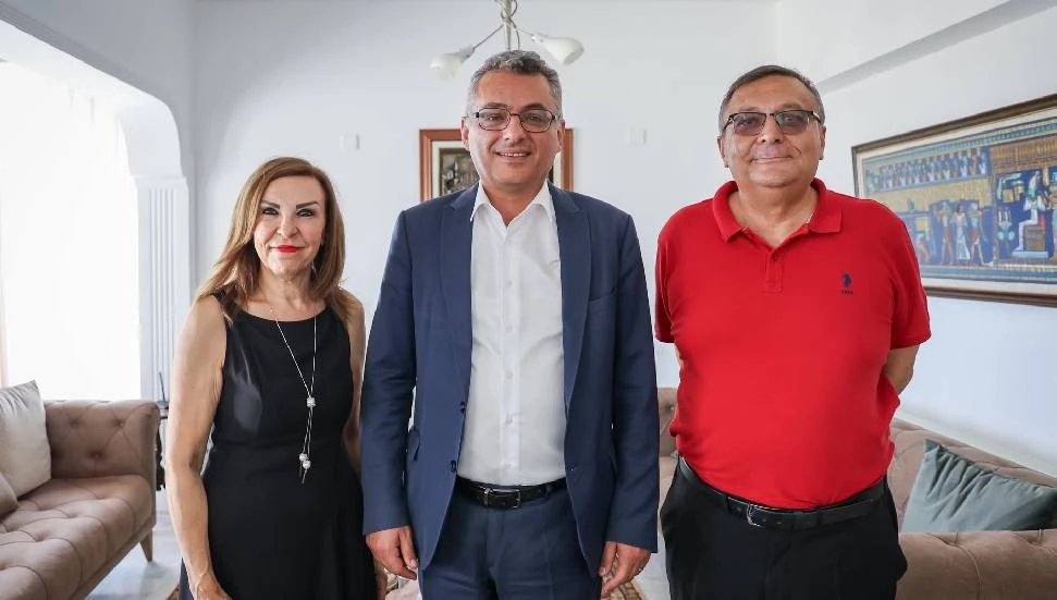 Cumhurbaşkanı adayı Erhürman, Dizdarlı çiftini ziyaret etti