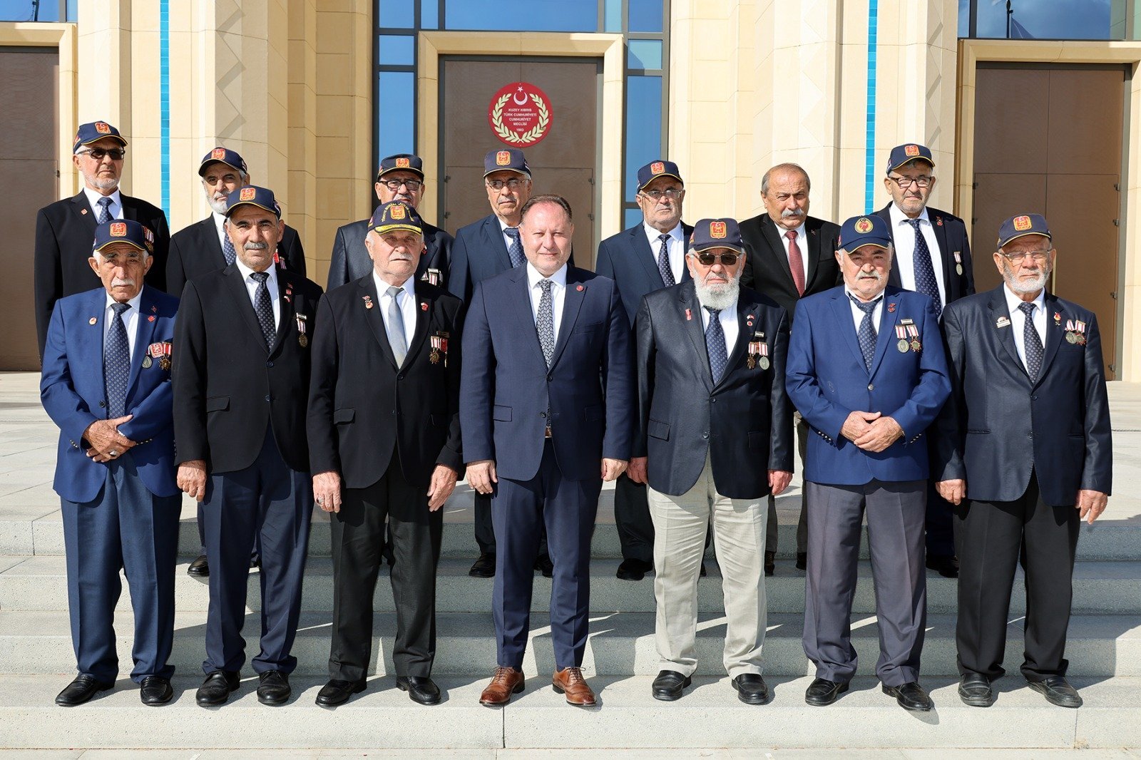 Başkan Öztürkler: “Bu topraklar mücahit ve mehmetçik’in kanıyla vatan oldu”