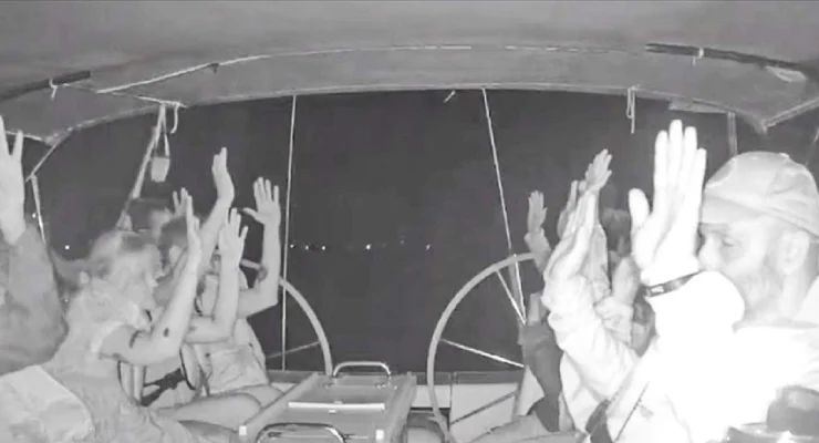 İsrail, Sumud Filosu'nun 19 gemisini durdurdu: 25 Türk aktivist alıkonuldu