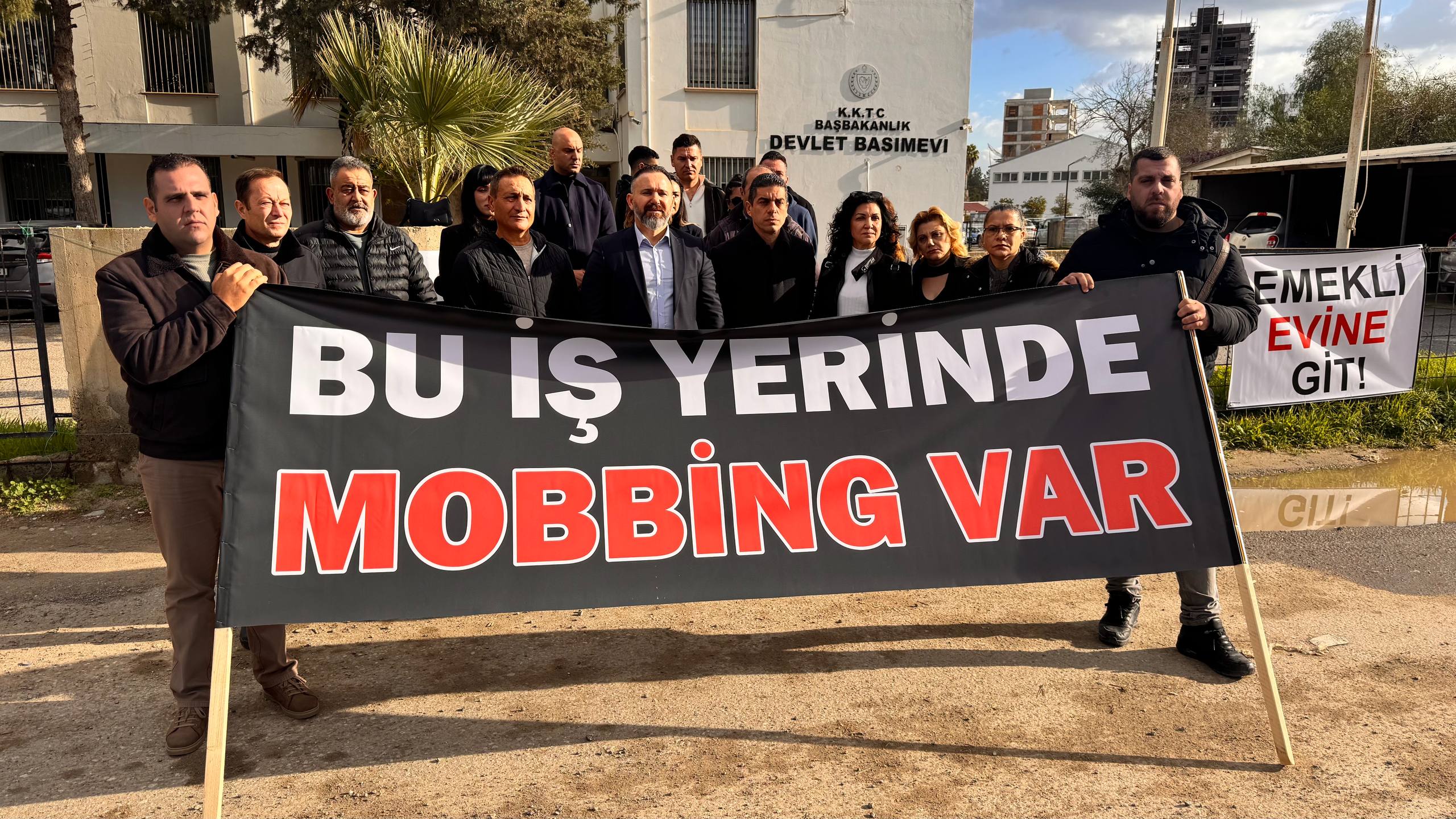 KTAMS’ın Devlet Basımevi’ndeki grevi ikinci gününde