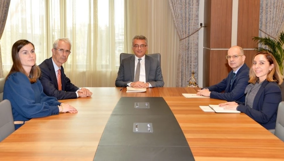 Erhürman, Hollanda’nın Lefkoşa Büyükelçisi Plomp’u kabul etti