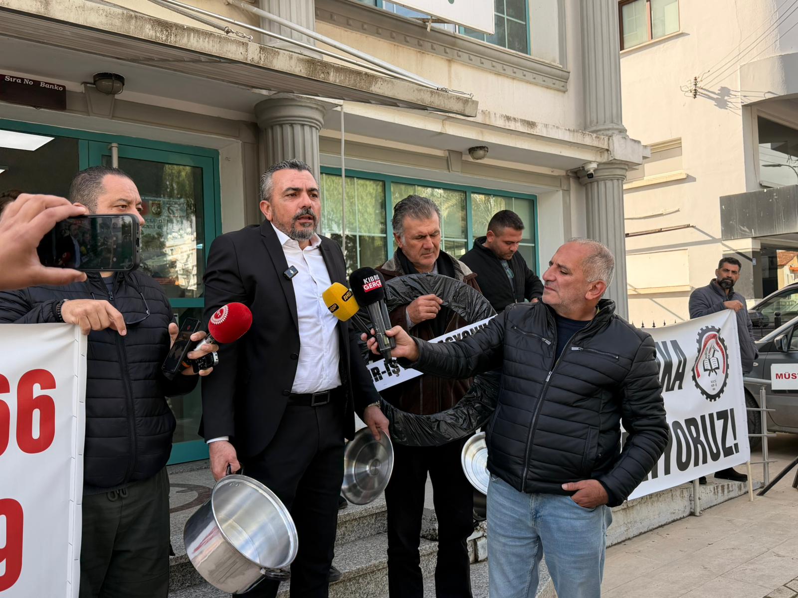 Hür-İş Federasyonu asgari ücrete itiraz etti
