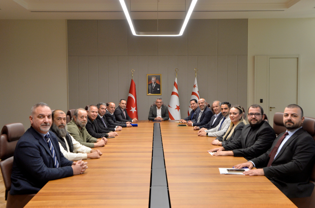 Cumhurbaşkanı Erhürman, KTSYD Yönetimini Kabul Etti