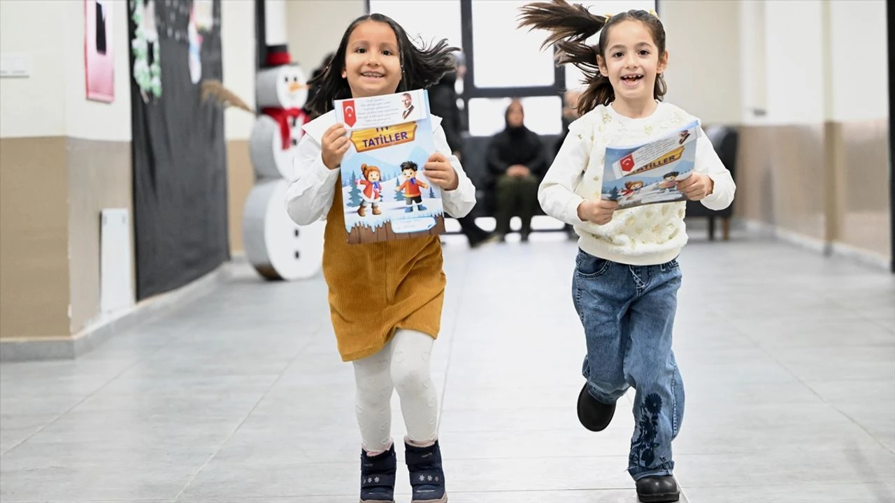 58 bin öğrenci için yarıyıl tatili başlıyor, ikinci dönem 16 Şubat’ta