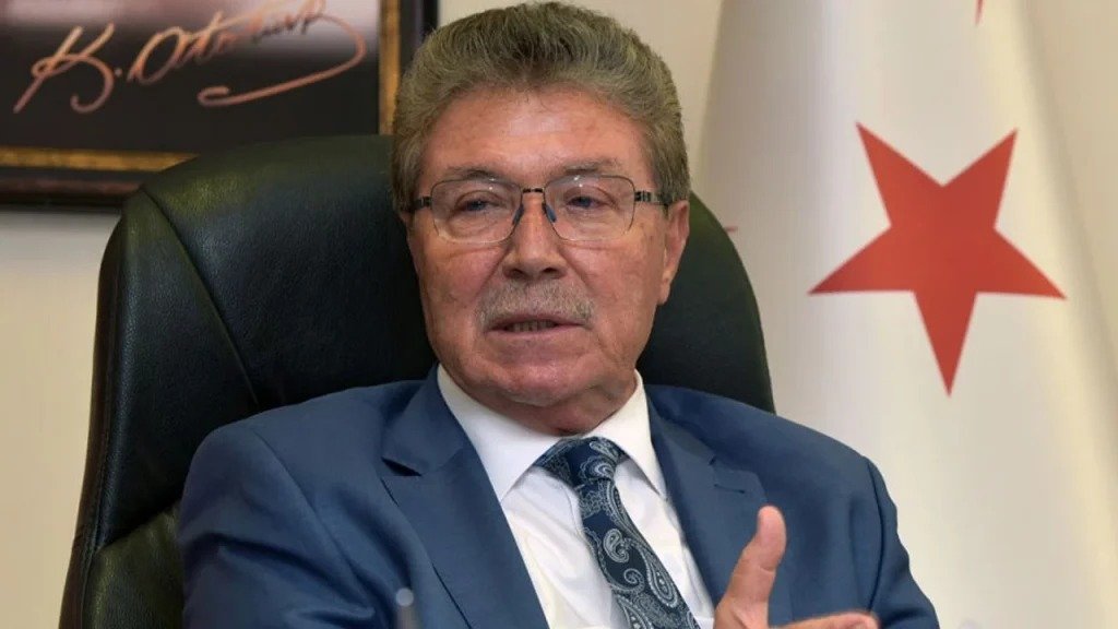 Başbakan Üstel: "Bütün engelleri anavatanımız Türkiye Cumhuriyeti'nin büyük desteğiyle aşıyoruz"