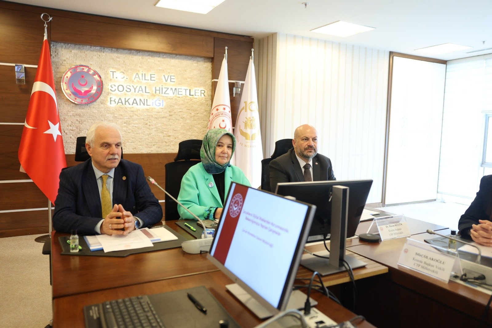 Meclis komitesi’nden ankara’da aile ve sosyal hizmetler bakanlığı’nı ziyaret