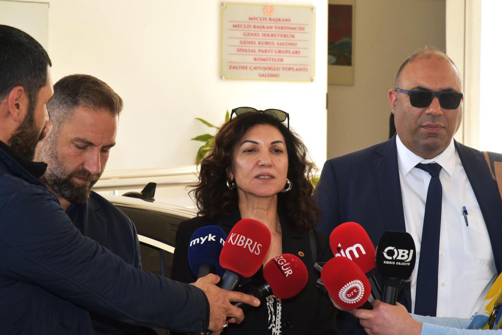 KTOEÖS bugün saat 14.00’te Elçilik önünde: “Ne yama ne rehin!”