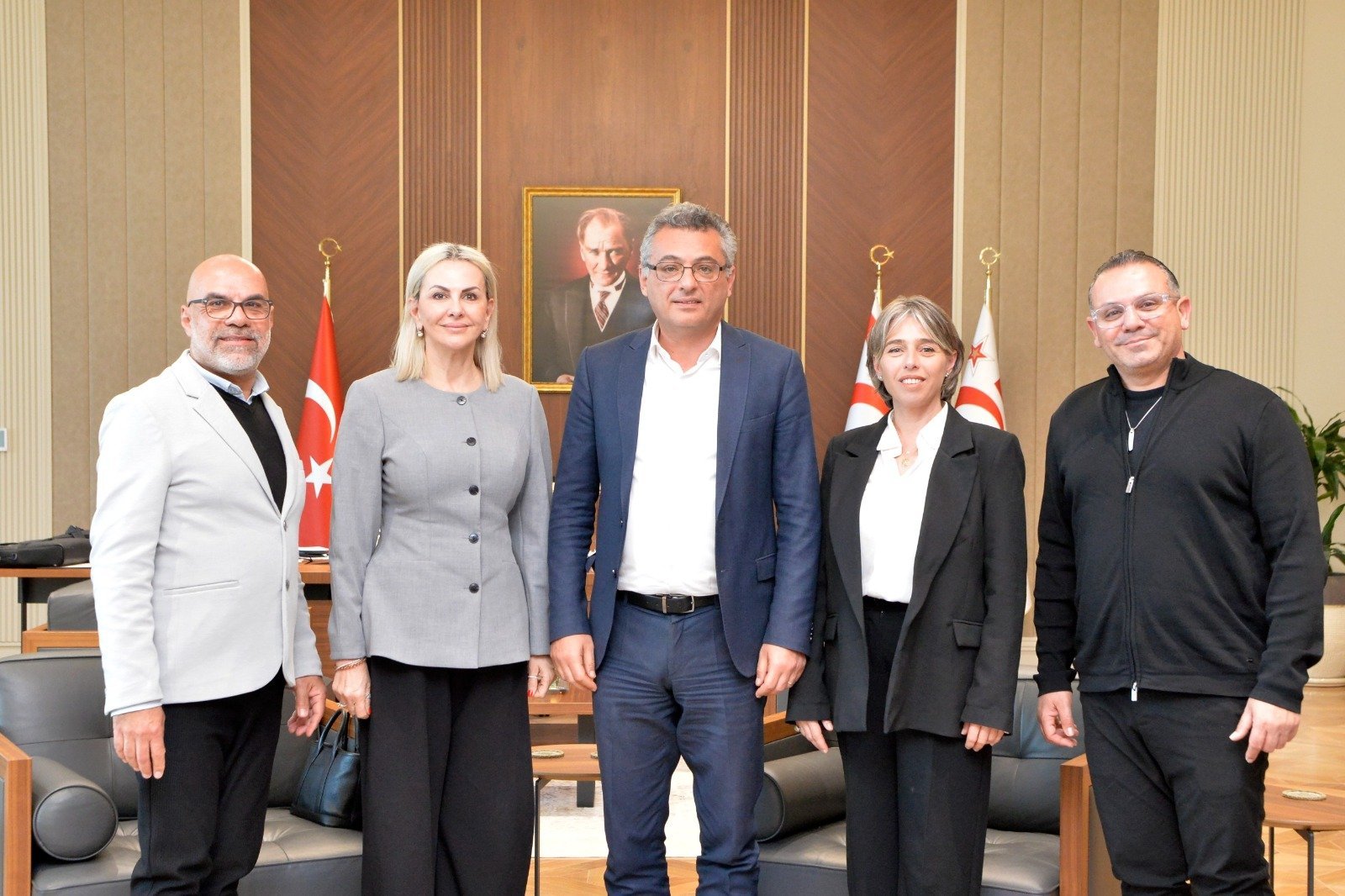 Cumhurbaşkanı Tufan Erhürman, Kıbrıs Polifonik Korolar Derneği yetkililerini kabul etti