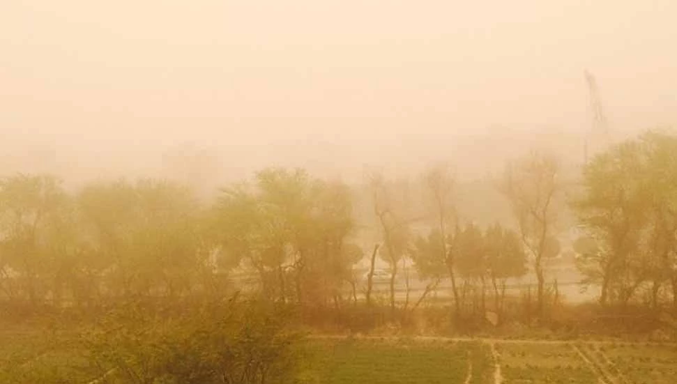 Meteoroloji’den bugün saat 12.00'den gece yarısına kadar tozlu hava uyarısı