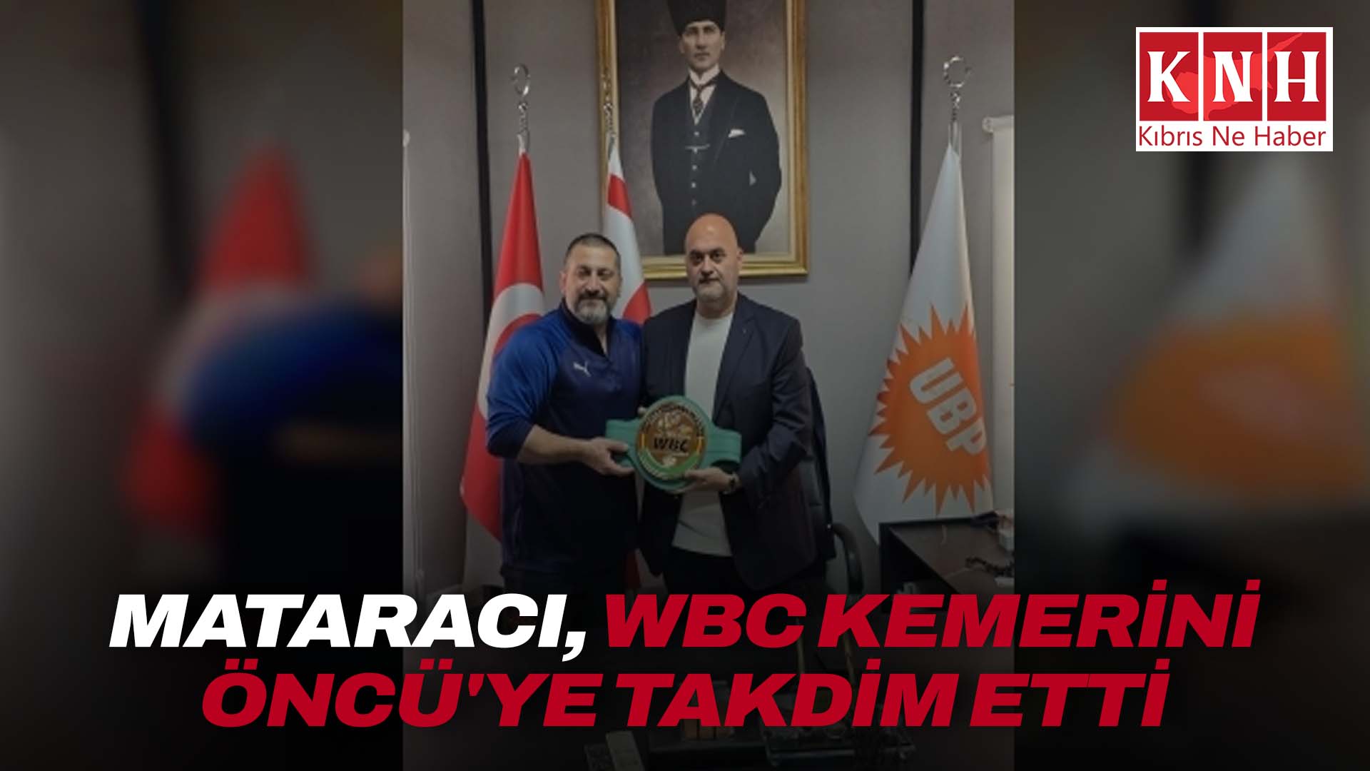 Burak Mataracı, WBC Kemerini Nahit Öncü'ye takdim etti