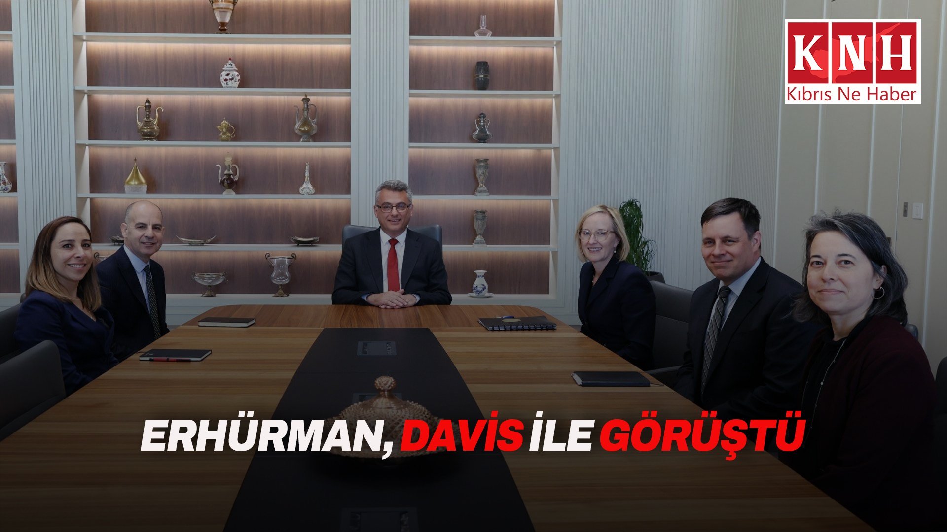 Erhürman, Davis ile görüştü