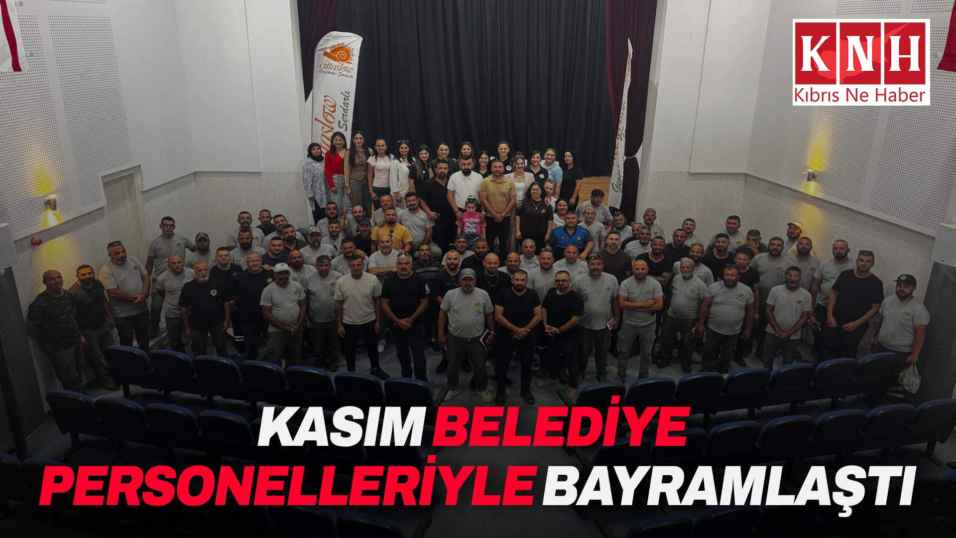 Başkan Halil Kasım belediye personelleri ile bayramlaştı