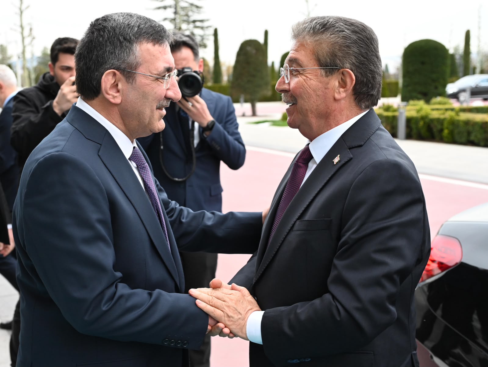 Başbakan Üstel, Ankara’da Yılmaz ve Güler ile bir araya geldi
