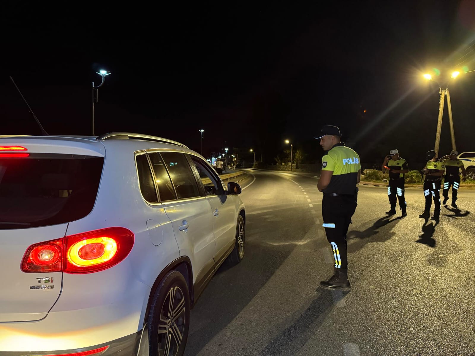 Trafik denetimleri: Bir günde 278 sürücü rapor edildi, 47 araç trafikten men edildi, beş sürücü de tutuklandı