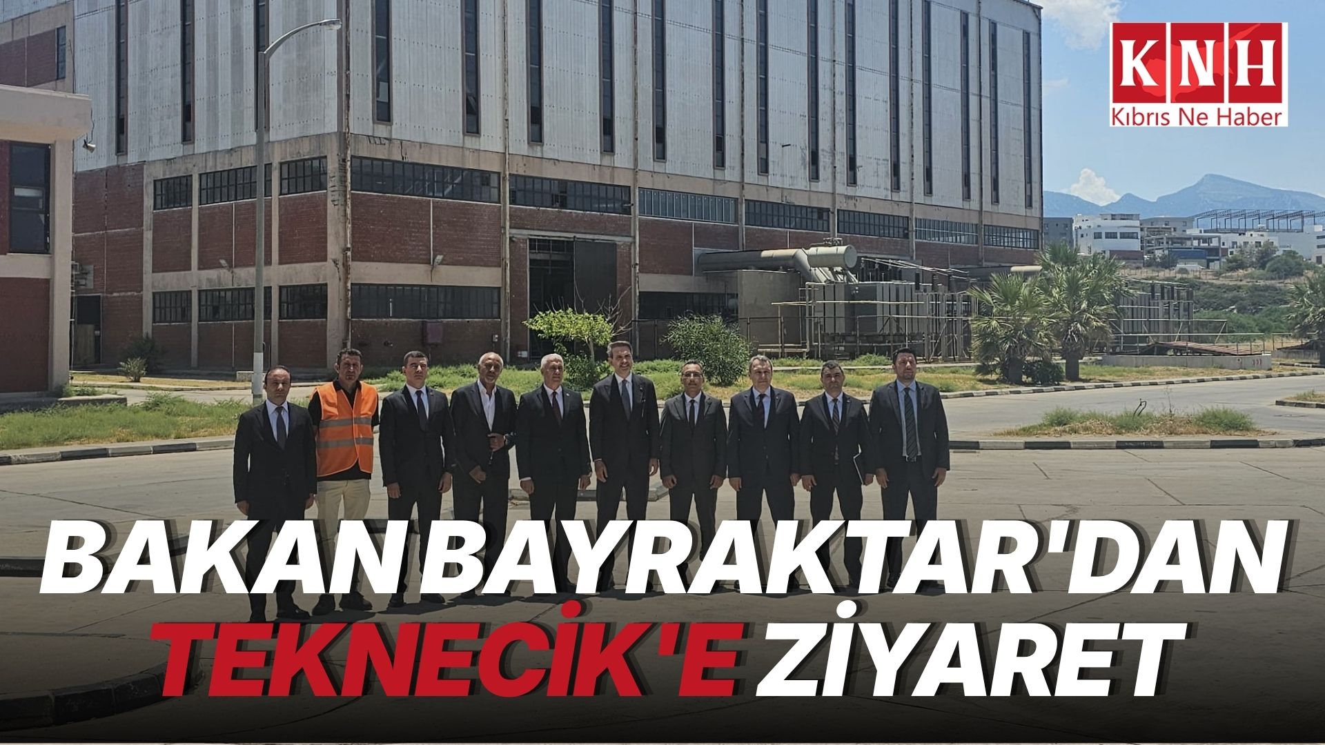 Bakan Bayraktar'dan Teknecik'e ziyaret