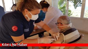“Sağlık Merkezleri Ve Yaşlı Bakımevlerinde Pnömokok Aşıları Yapılıyor“
