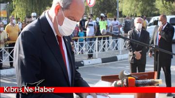 Tatar, Atatürk Anıtı’na çelenk sundu