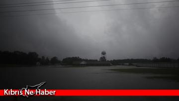 Kasırgaya dönüşerek ABD kıyılarını vuran Zeta can aldı